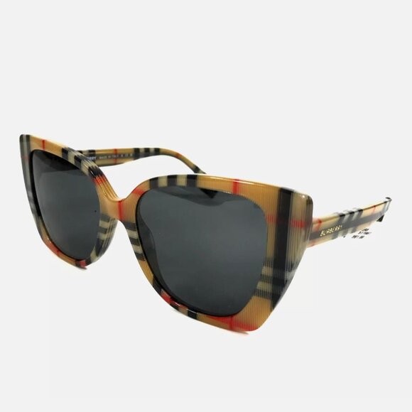 Burberry Sunglasses Vintage Check Frames w/ Dark Grey Lenses
